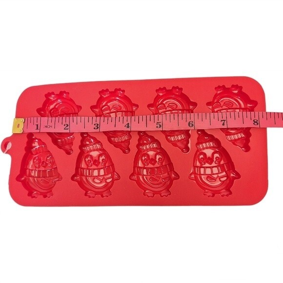 NWT Celebrate It Penguin Christmas Silicone Chocolate Candy Ice Cub Molds Trays - Picture 6 of 7